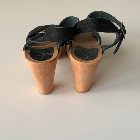 suede clogs - Picture 5 of 5